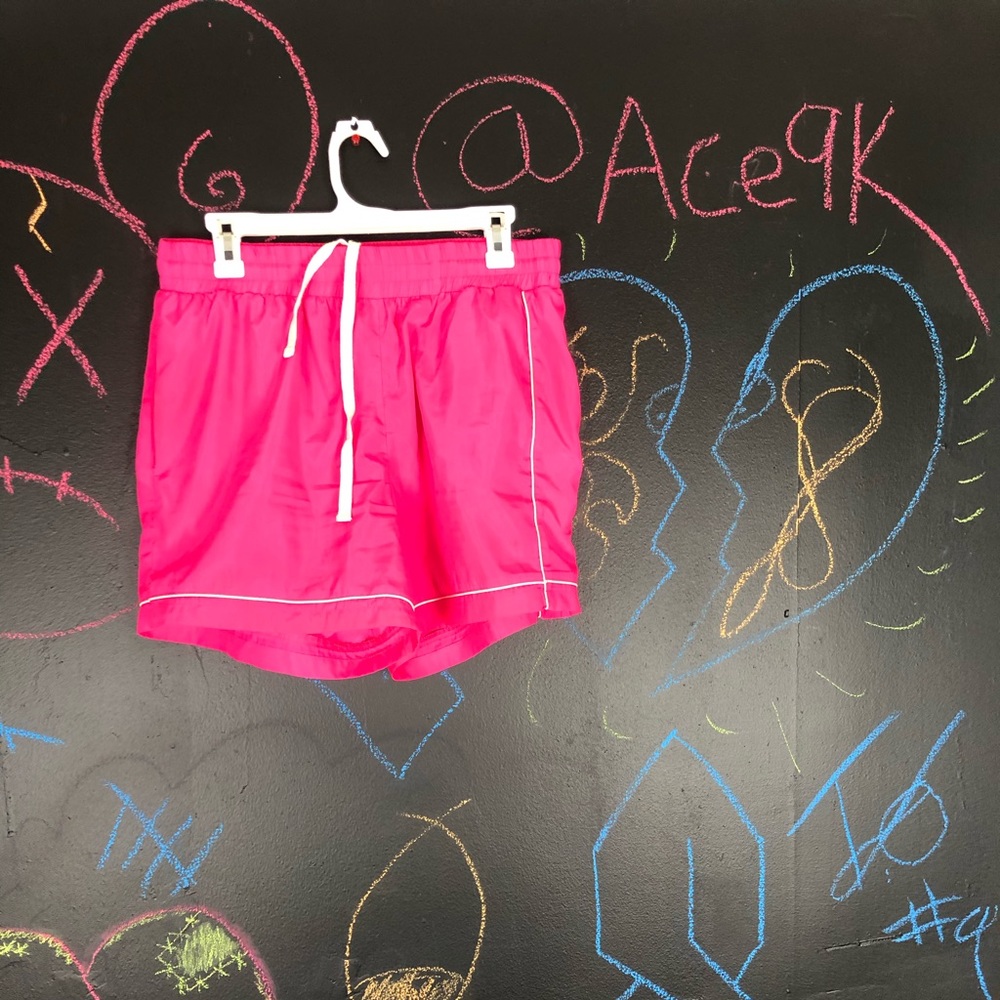 Hot pink short shorts